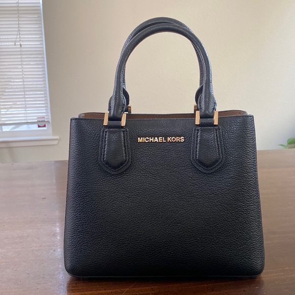 Michael Kors tote - Picture 1 of 5